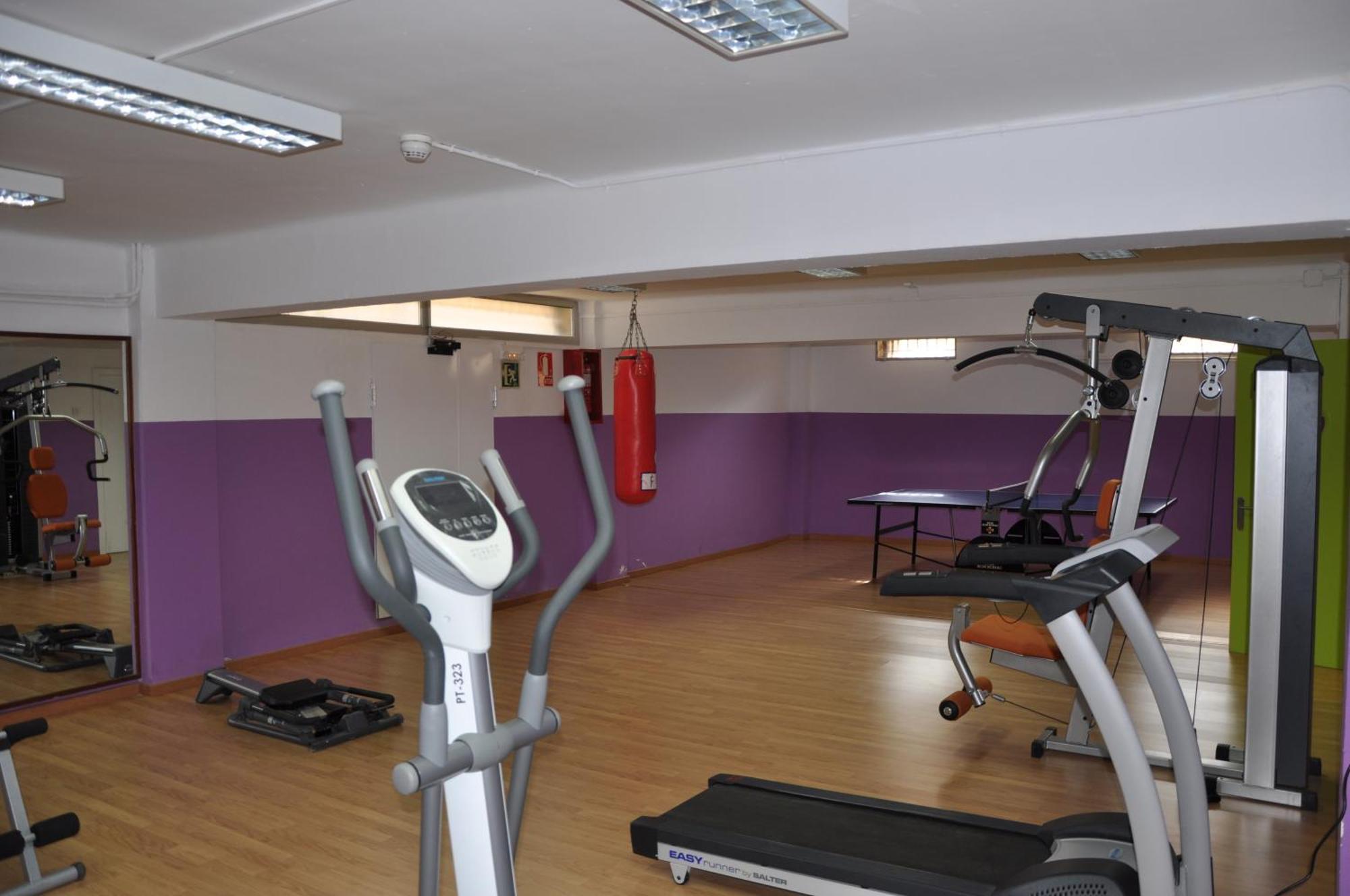 Residencia Universitaria Resa Sant Jordi Tarragona Buitenkant foto