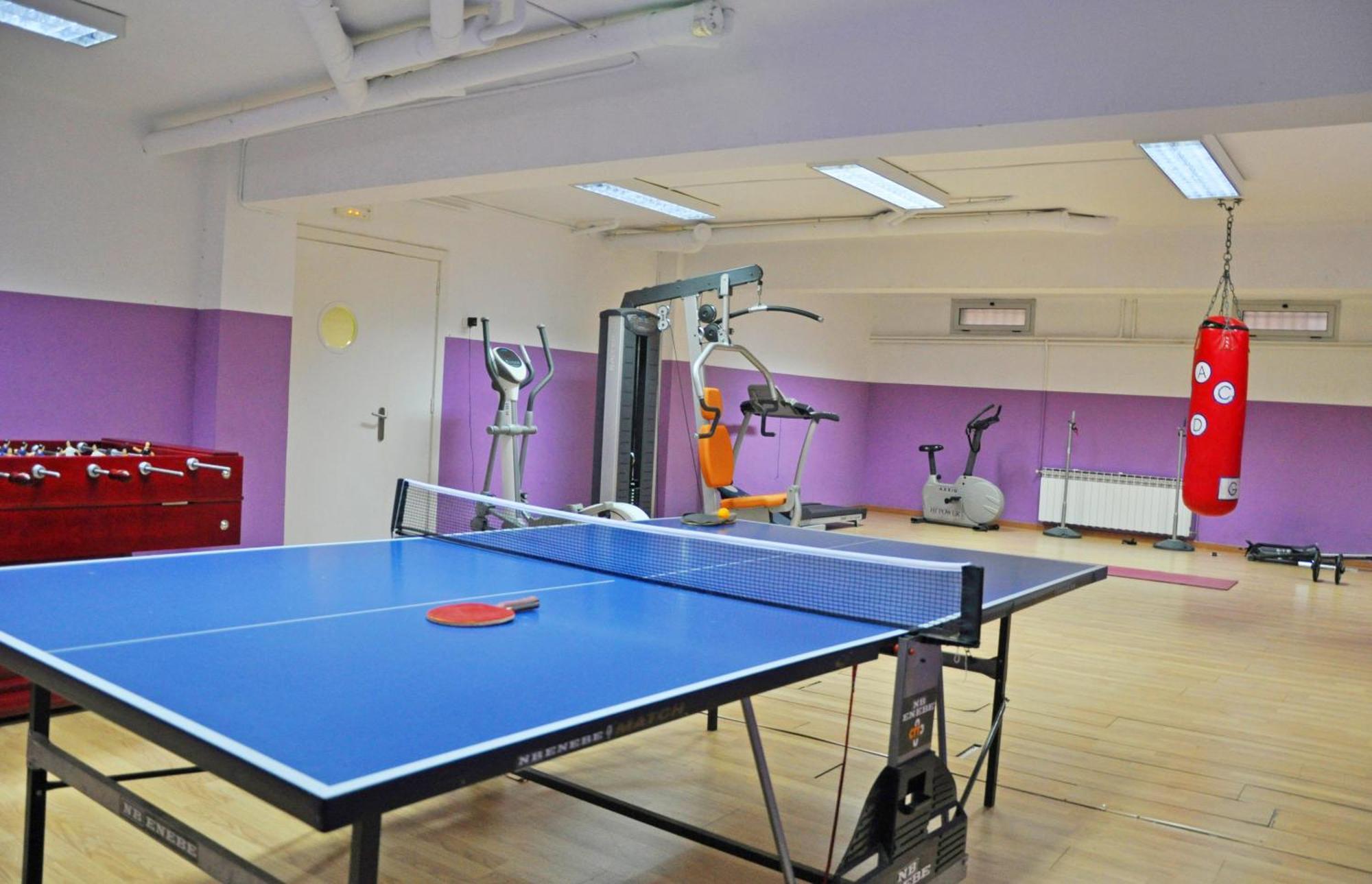 Residencia Universitaria Resa Sant Jordi Tarragona Buitenkant foto