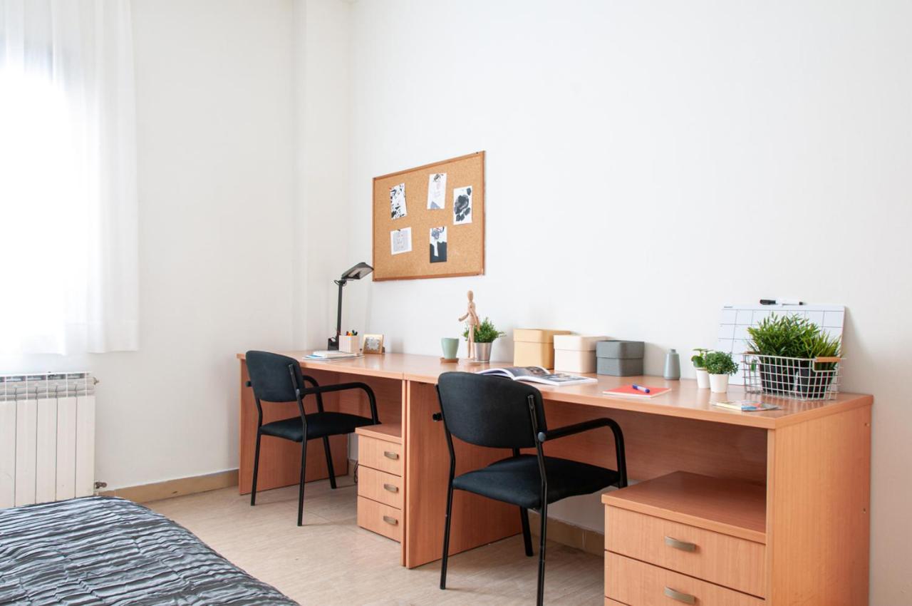 Residencia Universitaria Resa Sant Jordi Tarragona Buitenkant foto