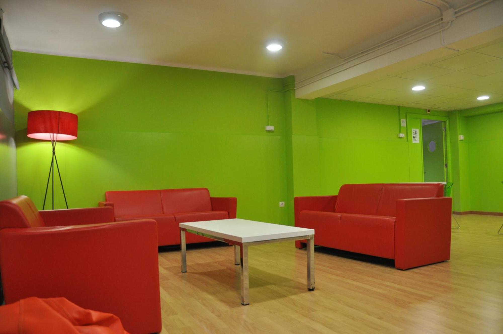 Residencia Universitaria Resa Sant Jordi Tarragona Buitenkant foto